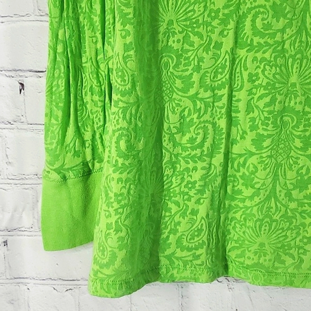 Ariat Long Sleeve Neon Green Paisley Sheer Plunge Button Top Shirt Womens Size M - Picture 9 of 15